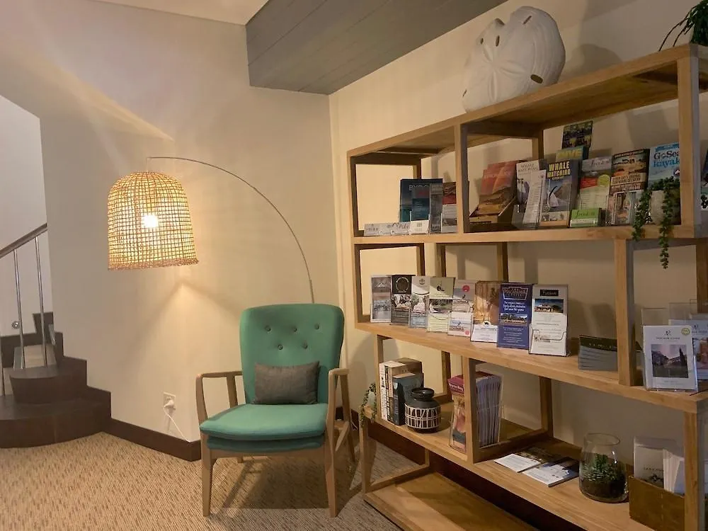 Beach Suites Byron Bay 4*,  Australia