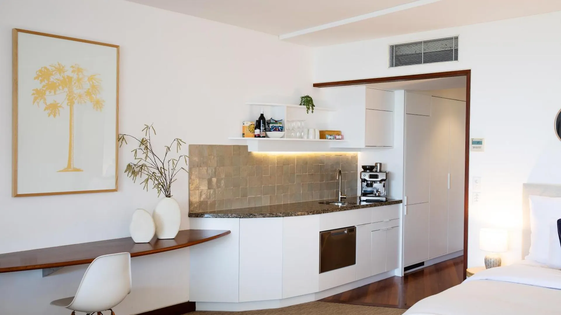 Hotel Beach Suites Byron Bay