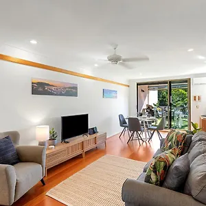 Montipora Unit 3 - In The Heart Of Airlie, Wi-fi And Netflix Apartment Airlie Beach